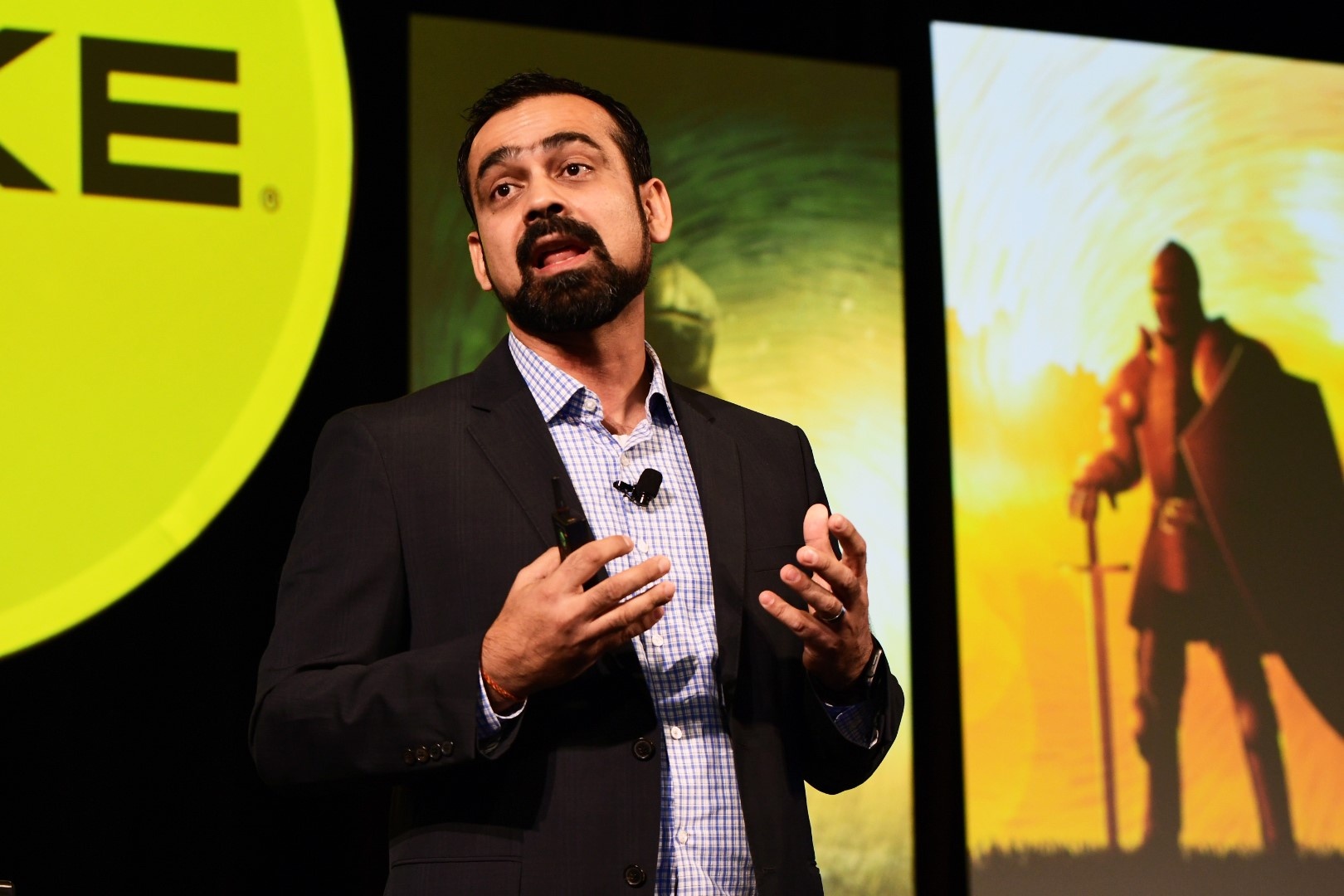 O Presidente da Fluke Reliability, Ankush Malhotra, fala no Xcelerate.