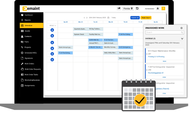 Computador portátil com o separador eMaint CMMS Scheduler aberto